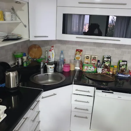 Apartament Grand Ac With Garden & Parking *